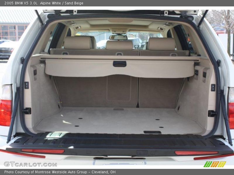 Alpine White / Sand Beige 2005 BMW X5 3.0i