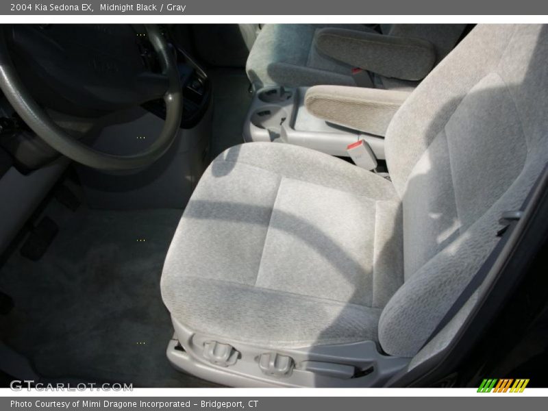 Midnight Black / Gray 2004 Kia Sedona EX