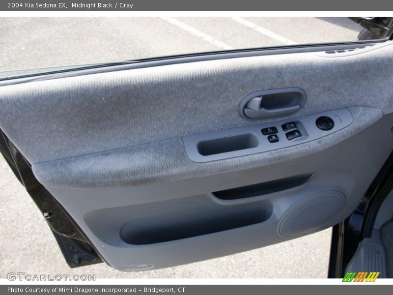 Midnight Black / Gray 2004 Kia Sedona EX