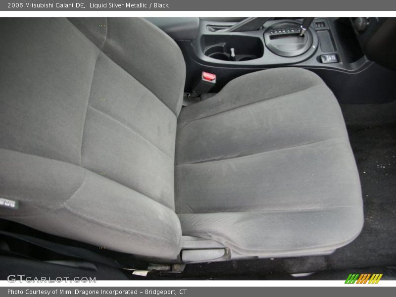 Liquid Silver Metallic / Black 2006 Mitsubishi Galant DE