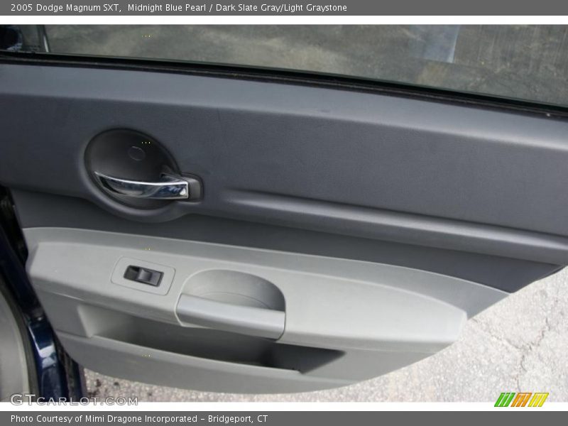 Midnight Blue Pearl / Dark Slate Gray/Light Graystone 2005 Dodge Magnum SXT
