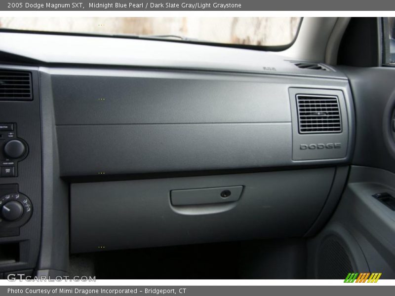 Midnight Blue Pearl / Dark Slate Gray/Light Graystone 2005 Dodge Magnum SXT