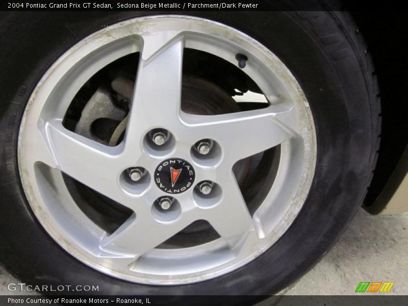 Sedona Beige Metallic / Parchment/Dark Pewter 2004 Pontiac Grand Prix GT Sedan