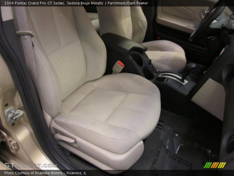 Sedona Beige Metallic / Parchment/Dark Pewter 2004 Pontiac Grand Prix GT Sedan