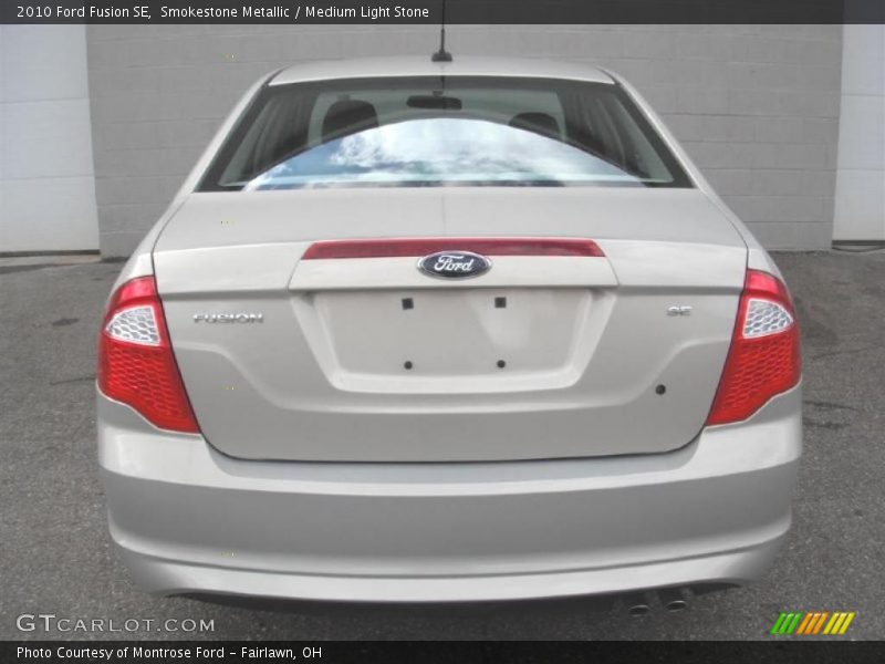 Smokestone Metallic / Medium Light Stone 2010 Ford Fusion SE