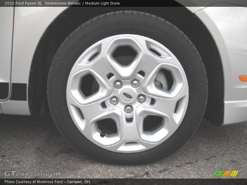 Smokestone Metallic / Medium Light Stone 2010 Ford Fusion SE