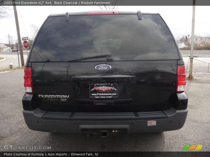 Black Clearcoat / Medium Parchment 2003 Ford Expedition XLT 4x4