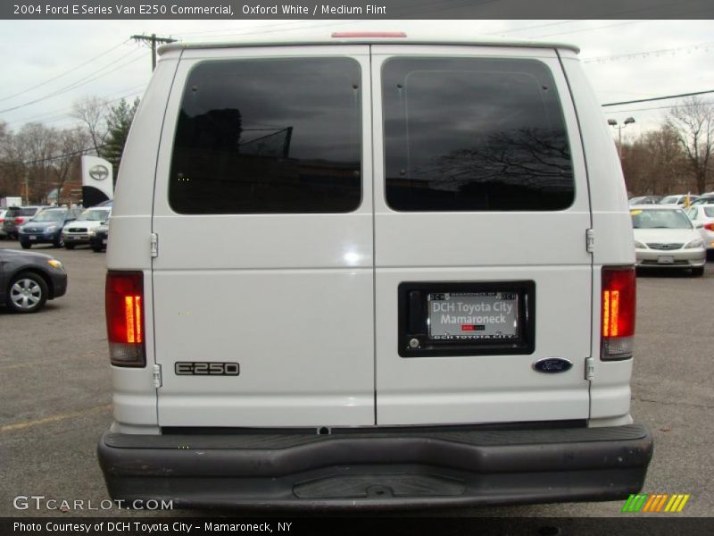 Oxford White / Medium Flint 2004 Ford E Series Van E250 Commercial