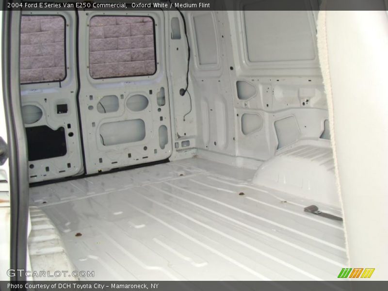 Oxford White / Medium Flint 2004 Ford E Series Van E250 Commercial