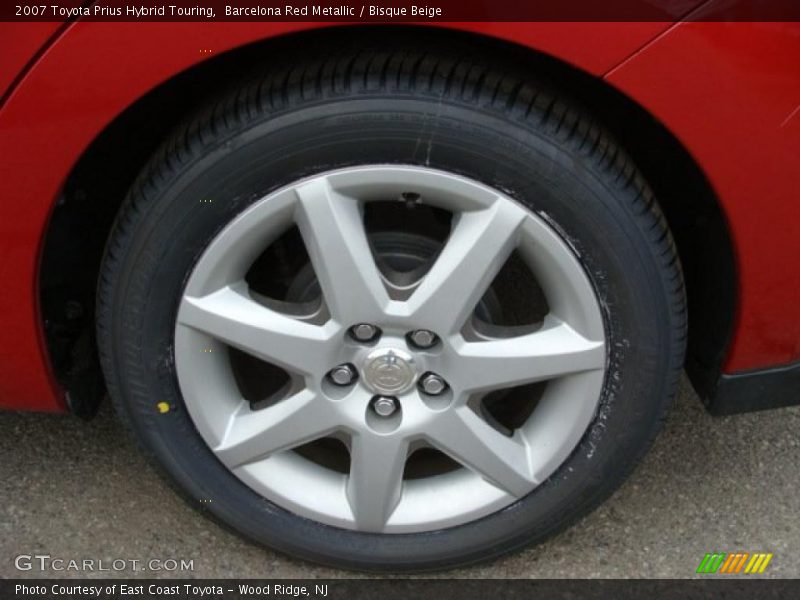  2007 Prius Hybrid Touring Wheel