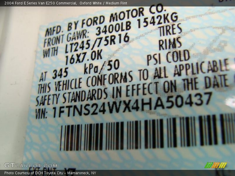 Oxford White / Medium Flint 2004 Ford E Series Van E250 Commercial