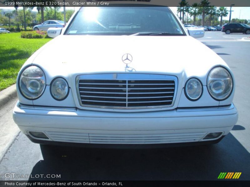 Glacier White / Grey 1999 Mercedes-Benz E 320 Sedan