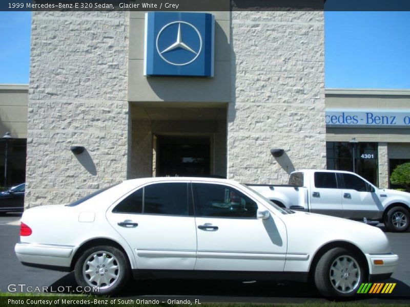 Glacier White / Grey 1999 Mercedes-Benz E 320 Sedan