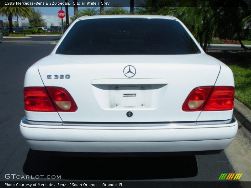 Glacier White / Grey 1999 Mercedes-Benz E 320 Sedan