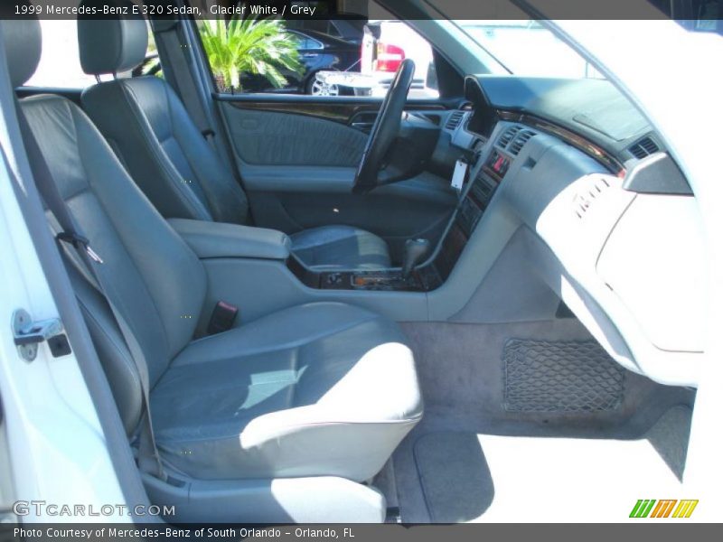 Glacier White / Grey 1999 Mercedes-Benz E 320 Sedan
