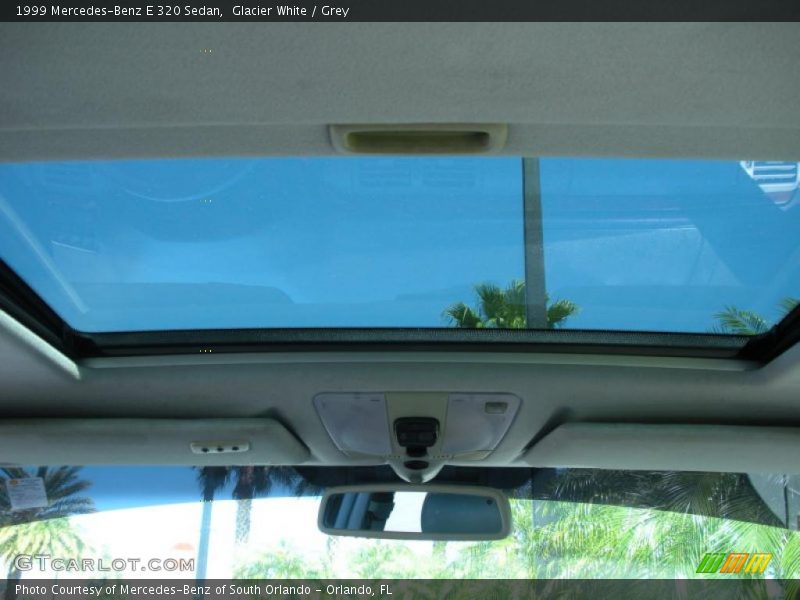 Glacier White / Grey 1999 Mercedes-Benz E 320 Sedan