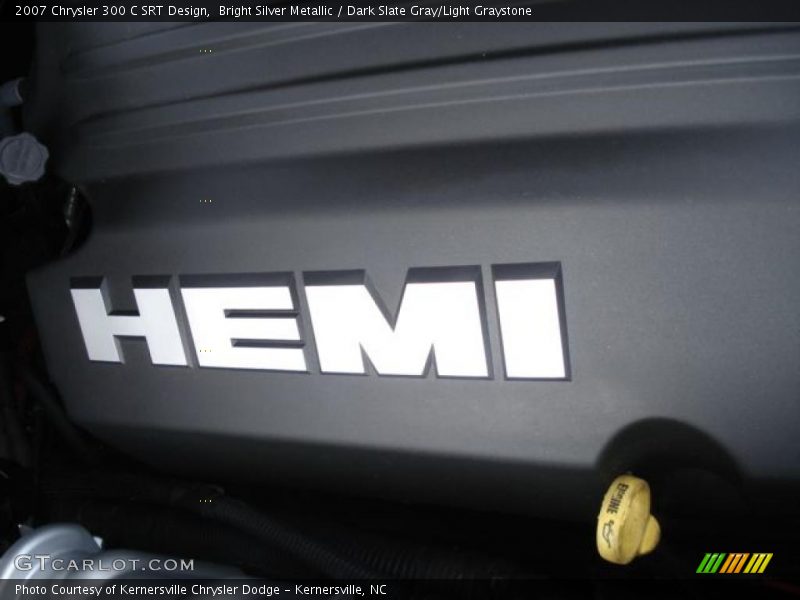  2007 300 C SRT Design Logo