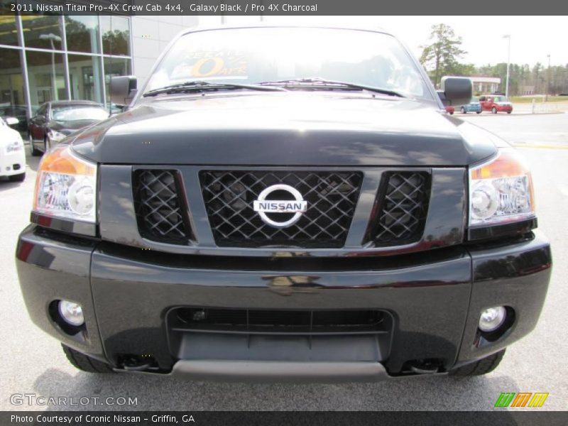 Galaxy Black / Pro 4X Charcoal 2011 Nissan Titan Pro-4X Crew Cab 4x4