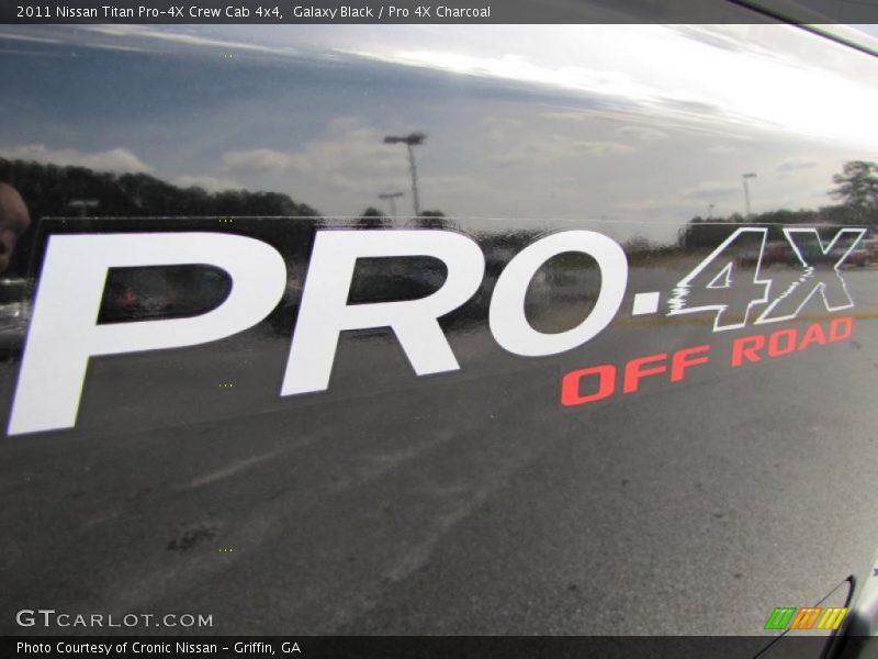  2011 Titan Pro-4X Crew Cab 4x4 Logo