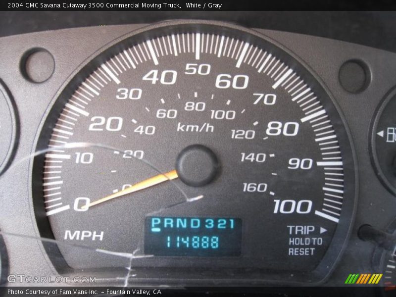 White / Gray 2004 GMC Savana Cutaway 3500 Commercial Moving Truck