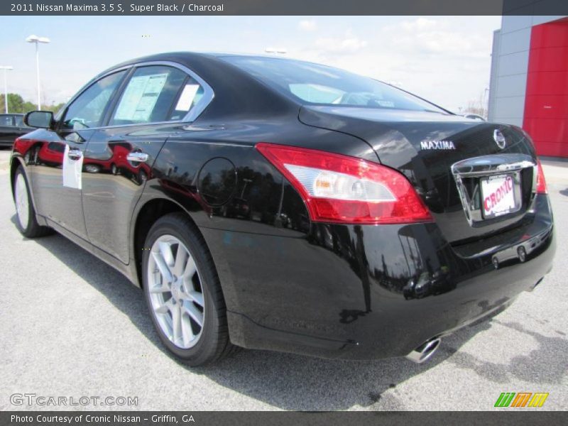 Super Black / Charcoal 2011 Nissan Maxima 3.5 S