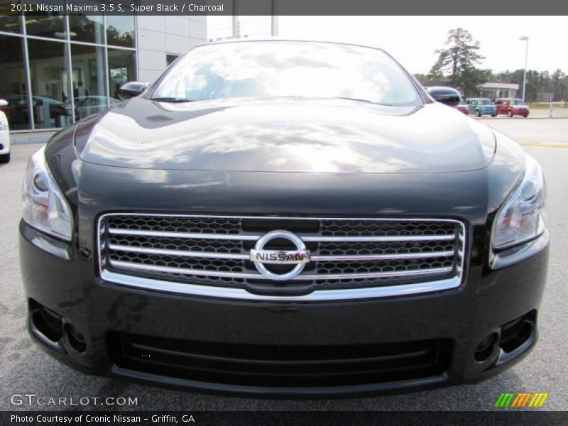 Super Black / Charcoal 2011 Nissan Maxima 3.5 S