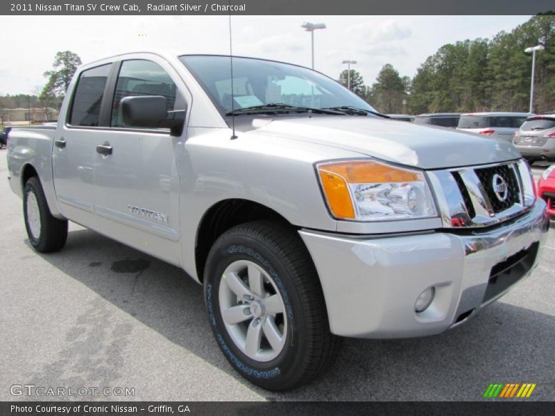 Radiant Silver / Charcoal 2011 Nissan Titan SV Crew Cab