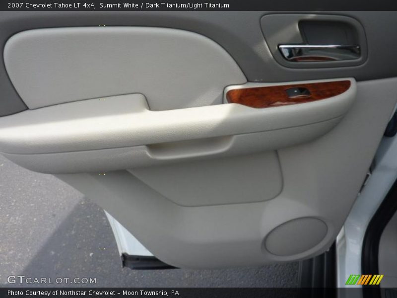 Summit White / Dark Titanium/Light Titanium 2007 Chevrolet Tahoe LT 4x4