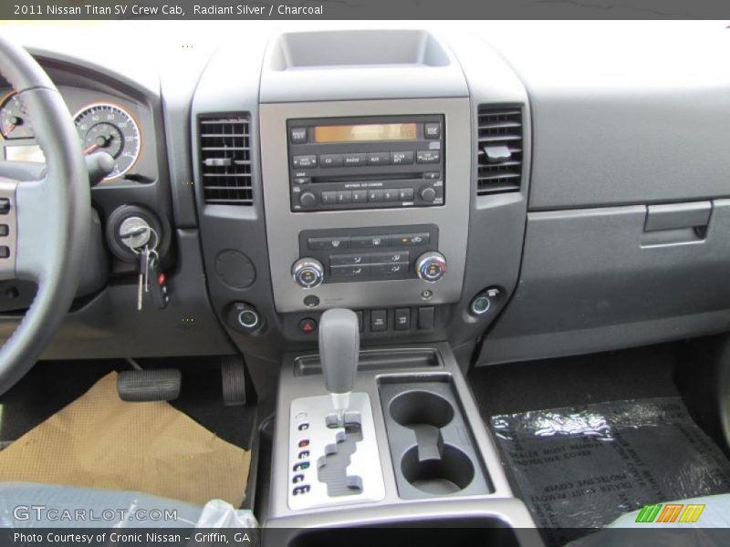 Radiant Silver / Charcoal 2011 Nissan Titan SV Crew Cab