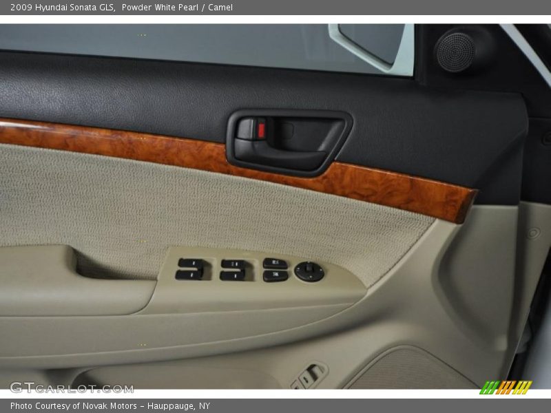 Powder White Pearl / Camel 2009 Hyundai Sonata GLS