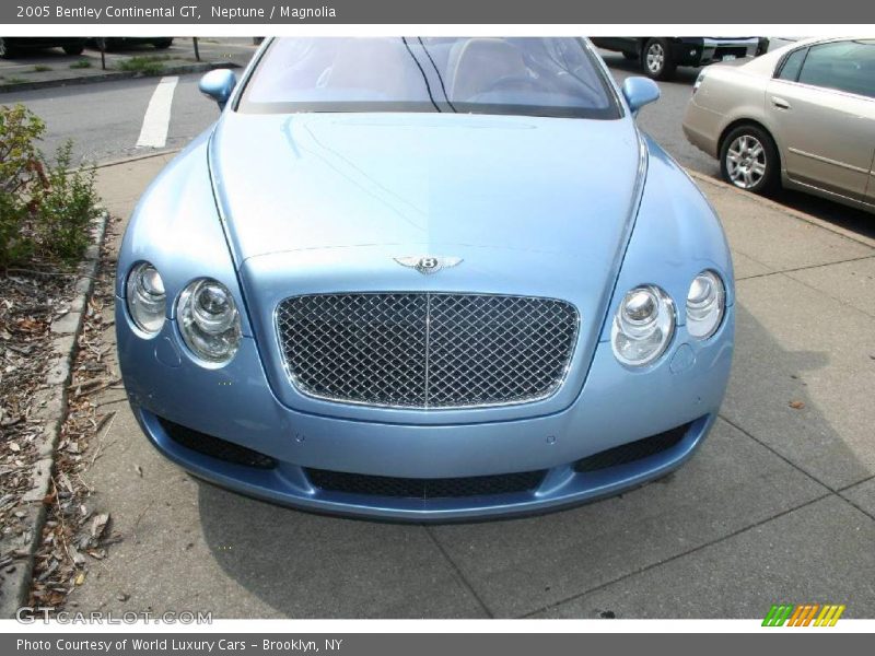Neptune / Magnolia 2005 Bentley Continental GT