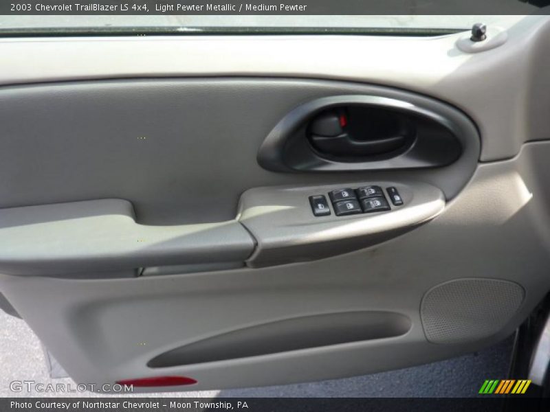 Light Pewter Metallic / Medium Pewter 2003 Chevrolet TrailBlazer LS 4x4