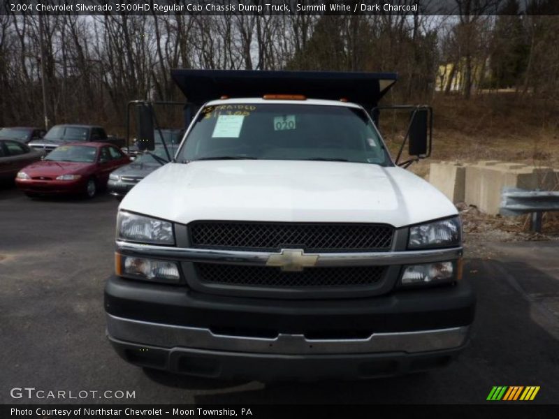 Summit White / Dark Charcoal 2004 Chevrolet Silverado 3500HD Regular Cab Chassis Dump Truck