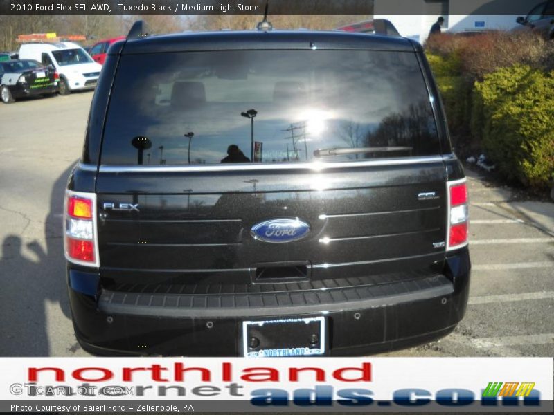 Tuxedo Black / Medium Light Stone 2010 Ford Flex SEL AWD