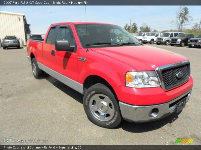 Bright Red / Medium Flint 2007 Ford F150 XLT SuperCab
