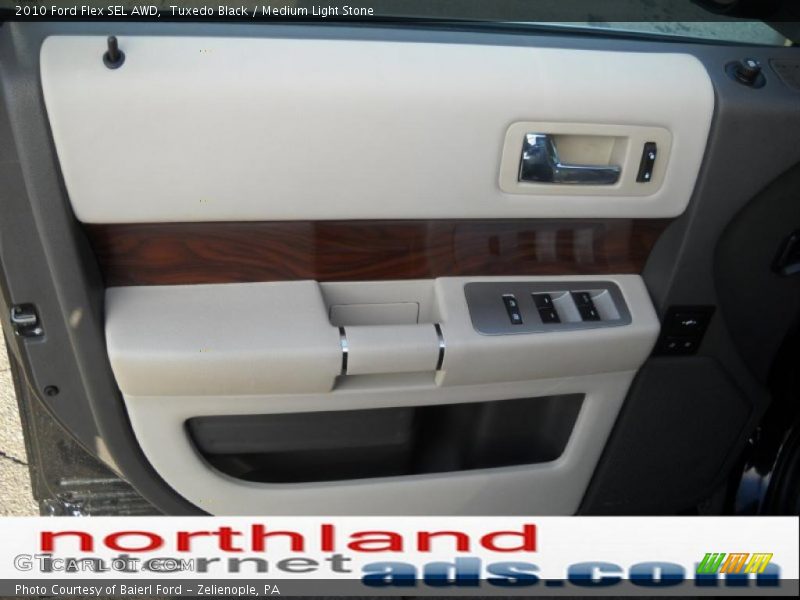 Tuxedo Black / Medium Light Stone 2010 Ford Flex SEL AWD
