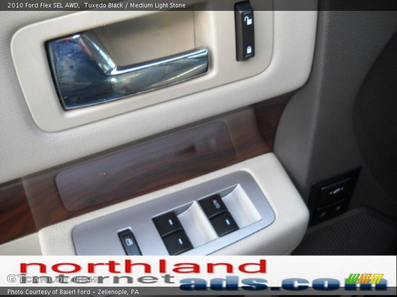 Tuxedo Black / Medium Light Stone 2010 Ford Flex SEL AWD