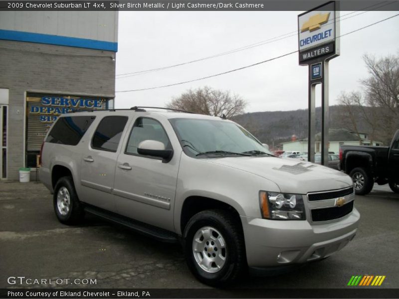 Silver Birch Metallic / Light Cashmere/Dark Cashmere 2009 Chevrolet Suburban LT 4x4