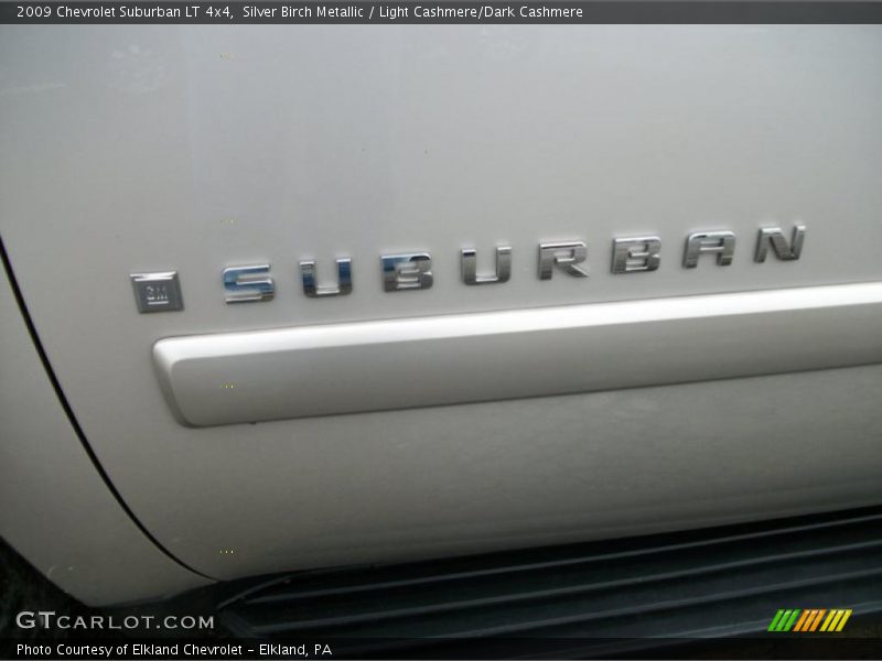 Silver Birch Metallic / Light Cashmere/Dark Cashmere 2009 Chevrolet Suburban LT 4x4