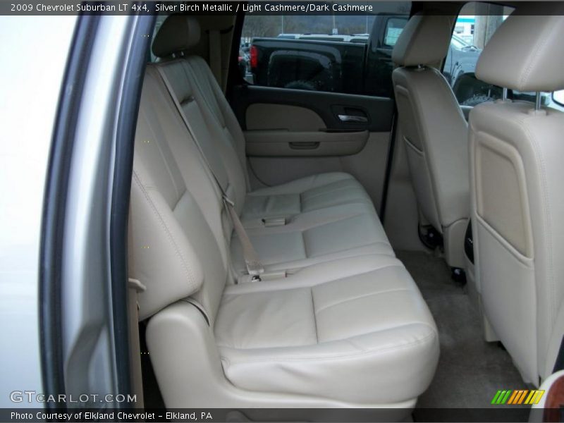 Silver Birch Metallic / Light Cashmere/Dark Cashmere 2009 Chevrolet Suburban LT 4x4