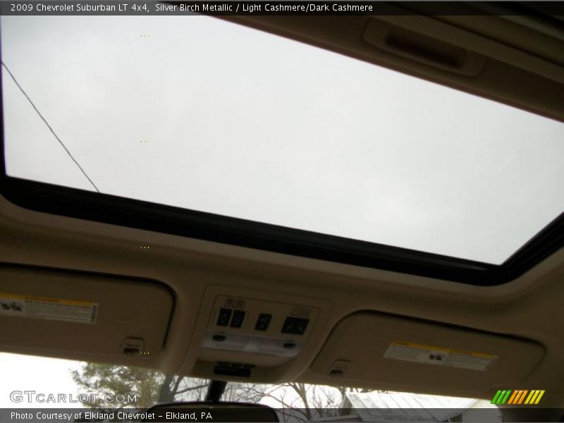 Silver Birch Metallic / Light Cashmere/Dark Cashmere 2009 Chevrolet Suburban LT 4x4