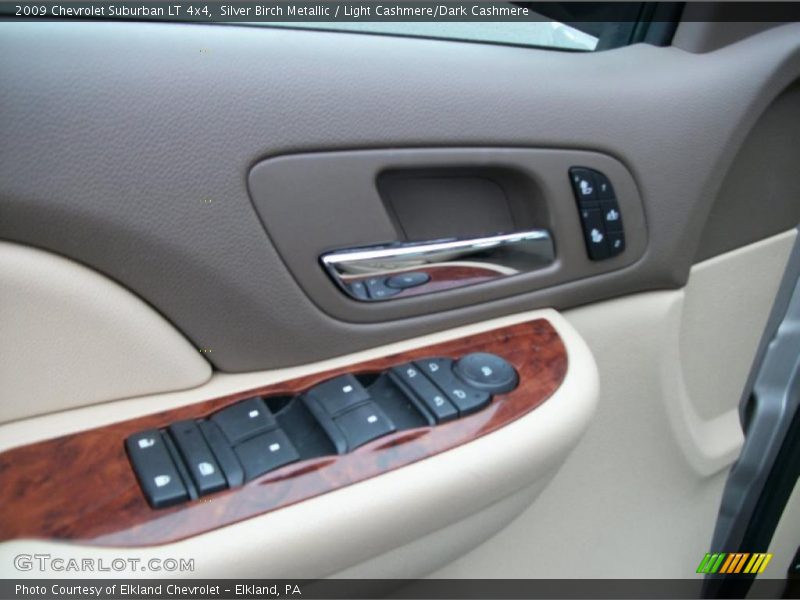 Silver Birch Metallic / Light Cashmere/Dark Cashmere 2009 Chevrolet Suburban LT 4x4
