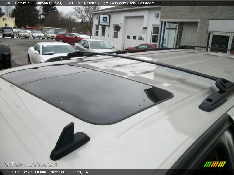 Silver Birch Metallic / Light Cashmere/Dark Cashmere 2009 Chevrolet Suburban LT 4x4