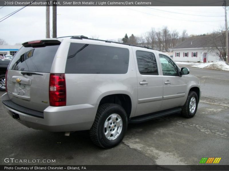 Silver Birch Metallic / Light Cashmere/Dark Cashmere 2009 Chevrolet Suburban LT 4x4