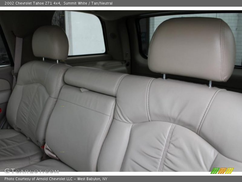 Summit White / Tan/Neutral 2002 Chevrolet Tahoe Z71 4x4