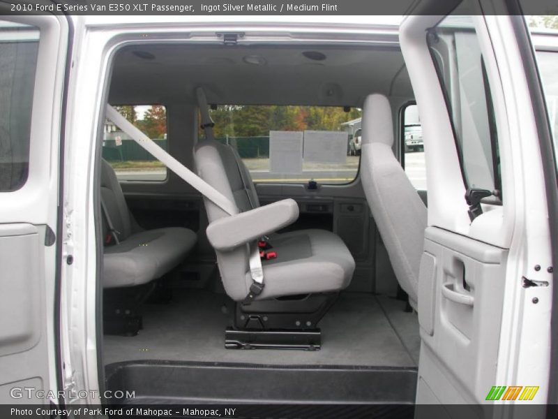 Ingot Silver Metallic / Medium Flint 2010 Ford E Series Van E350 XLT Passenger