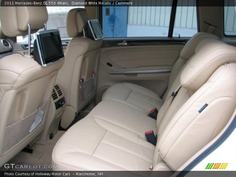 Diamond White Metallic / Cashmere 2011 Mercedes-Benz GL 550 4Matic