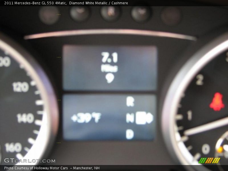 Diamond White Metallic / Cashmere 2011 Mercedes-Benz GL 550 4Matic