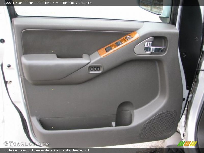 Silver Lightning / Graphite 2007 Nissan Pathfinder LE 4x4