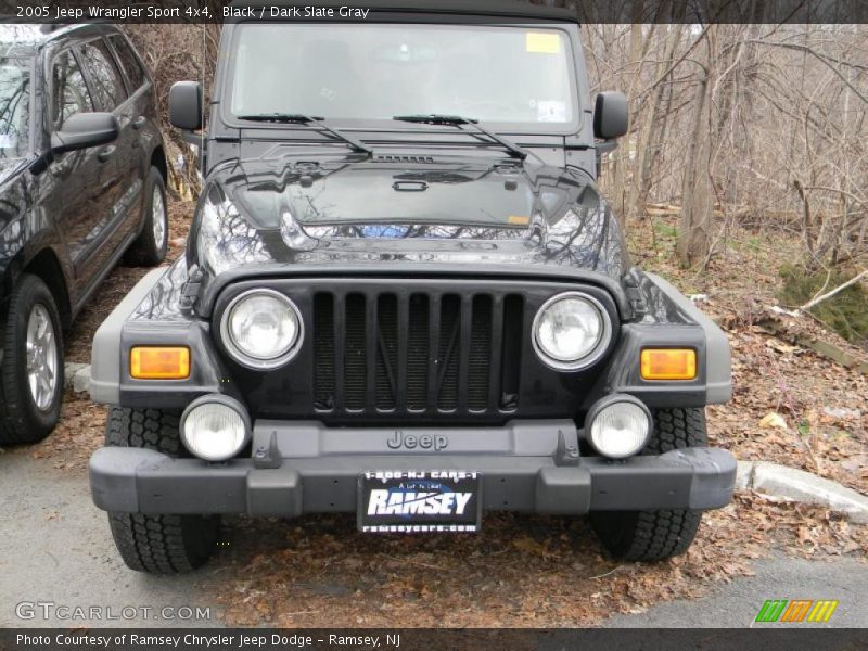 Black / Dark Slate Gray 2005 Jeep Wrangler Sport 4x4